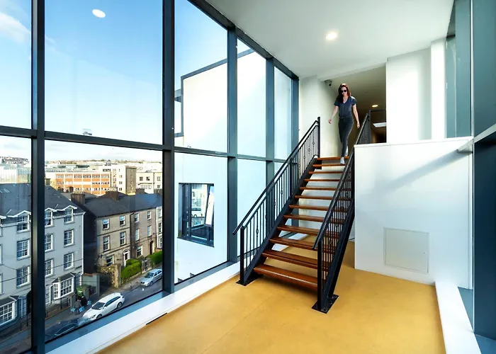 Steelworks At Copley Court קורק